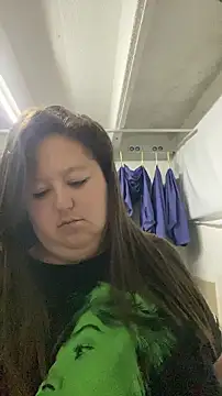 Snapshot of Chloee_ep chatting on July 16, 2026, 5:02 am Chloee ep online show from July 16, 2026, 5:02 am