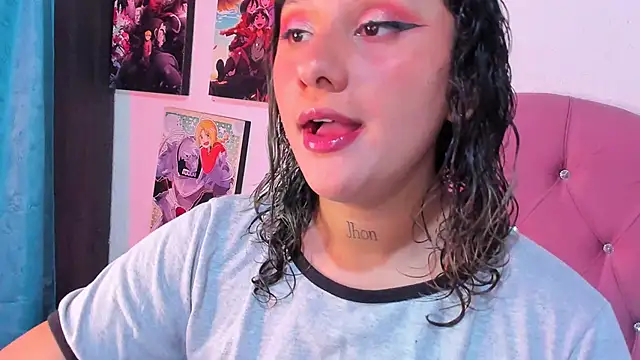 Mila nixon02 online show from October 17, 2025, 4:53 pm