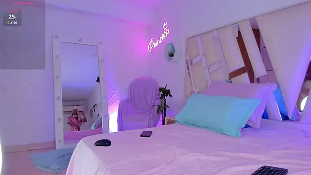 Snapshot of EthanCollens chatting on October 25, 2025, 10:04 pm EthanCollens online show from October 25, 2025, 10:04 pm