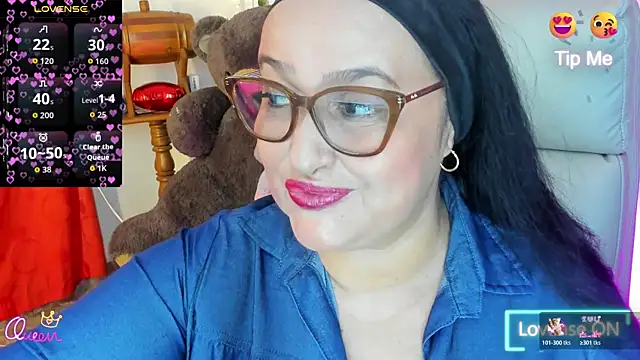 Gia Nahomi online show from April 23, 2026, 11:07 pm