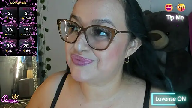 Snapshot of Gia_Nahomi chatting on June 6, 2026, 10:14 pm Gia Nahomi online show from June 6, 2026, 10:14 pm