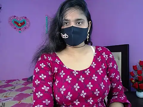 Hot Maleka online show from February 15, 2026, 4:14 pm