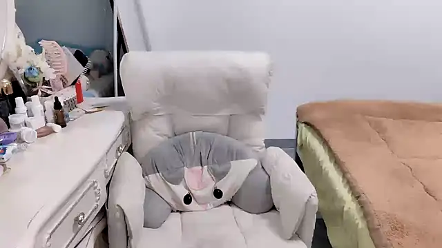 Snapshot of Ailisha66 chatting on February 14, 2025, 12:25 pm Ailisha66 online show from February 14, 2025, 12:25 pm