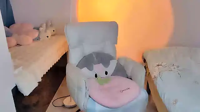 Snapshot of Ailisha66 chatting on March 19, 2025, 1:51 pm Ailisha66 online show from March 19, 2025, 1:51 pm