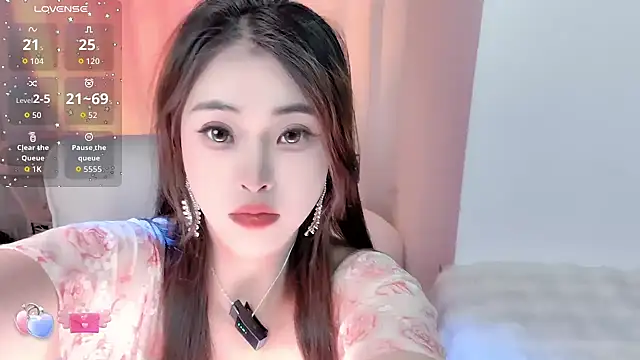 Ailisha66 online show from April 24, 2026, 8:06 am