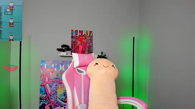 Snapshot of Sara_Robinson chatting on December 24, 2024, 6:44 am Sara Robinson online show from December 24, 2024, 6:44 am