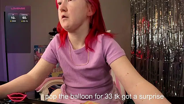 Snapshot of Sara_Robinson chatting on December 30, 2024, 6:09 am Sara Robinson online show from December 30, 2024, 6:09 am