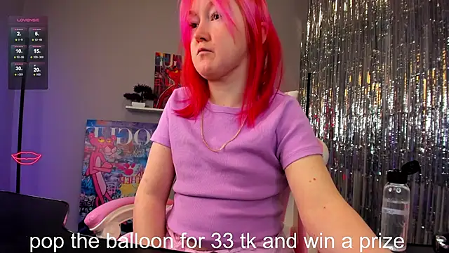 Snapshot of Sara_Robinson chatting on January 3, 2025, 6:22 am Sara Robinson online show from January 3, 2025, 6:22 am