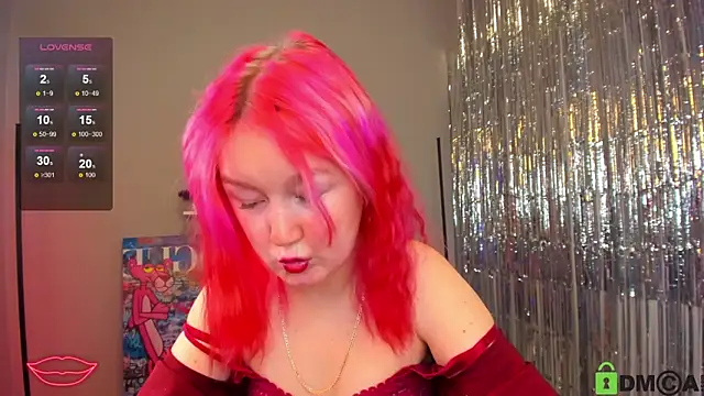 Snapshot of Sara_Robinson chatting on January 6, 2025, 6:14 am Sara Robinson online show from January 6, 2025, 6:14 am