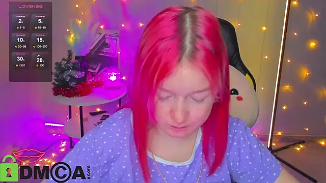 Snapshot of Sara_Robinson chatting on January 19, 2025, 5:58 am Sara Robinson online show from January 19, 2025, 5:58 am