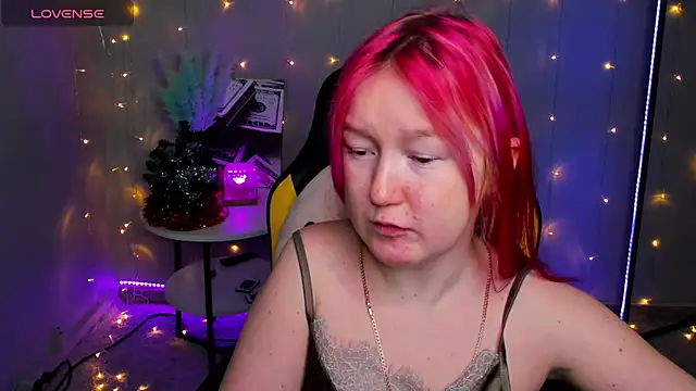 Snapshot of Sara_Robinson chatting on January 21, 2025, 12:07 pm Sara Robinson online show from January 21, 2025, 12:07 pm