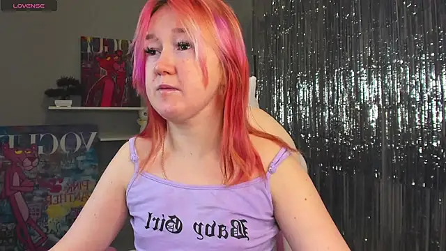 Snapshot of Sara_Robinson chatting on January 26, 2025, 8:14 am Sara Robinson online show from January 26, 2025, 8:14 am