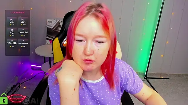 Snapshot of Sara_Robinson chatting on January 27, 2025, 10:16 am Sara Robinson online show from January 27, 2025, 10:16 am