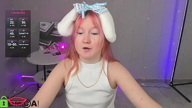 Snapshot of Sara_Robinson chatting on February 1, 2025, 10:48 am Sara Robinson online show from February 1, 2025, 10:48 am