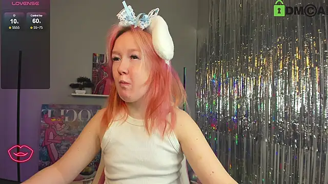 Snapshot of Sara_Robinson chatting on February 3, 2025, 10:14 am Sara Robinson online show from February 3, 2025, 10:14 am