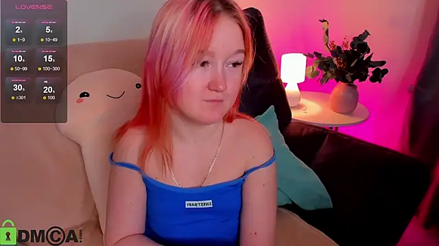 Snapshot of Sara_Robinson chatting on February 15, 2025, 1:27 pm Sara Robinson online show from February 15, 2025, 1:27 pm