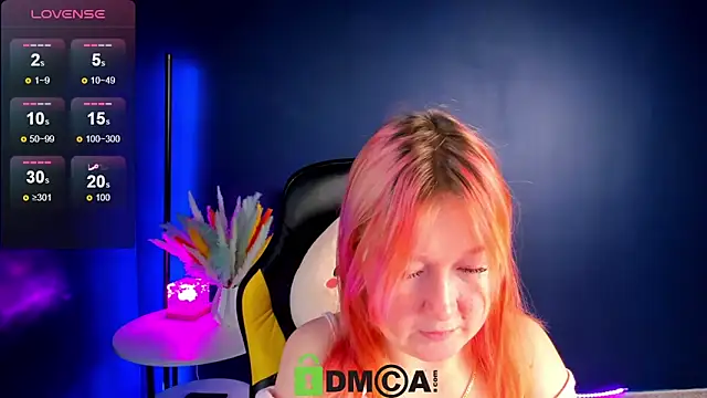 Snapshot of Sara_Robinson chatting on February 19, 2025, 10:12 am Sara Robinson online show from February 19, 2025, 10:12 am