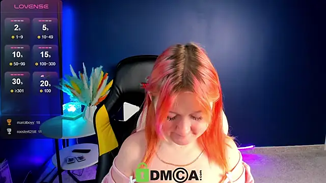 Snapshot of Sara_Robinson chatting on February 19, 2025, 1:17 pm Sara Robinson online show from February 19, 2025, 1:17 pm