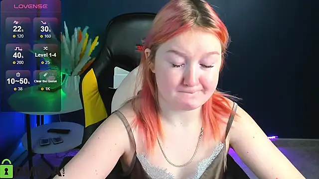 Snapshot of Sara_Robinson chatting on February 22, 2025, 10:07 am Sara Robinson online show from February 22, 2025, 10:07 am