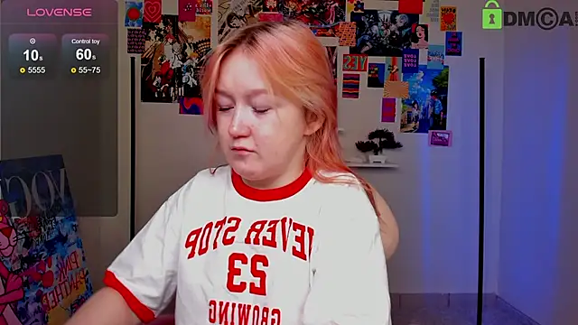 Snapshot of Sara_Robinson chatting on March 5, 2025, 3:08 am Sara Robinson online show from March 5, 2025, 3:08 am