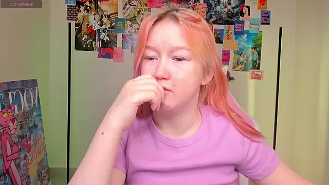 Snapshot of Sara_Robinson chatting on March 7, 2025, 3:08 am Sara Robinson online show from March 7, 2025, 3:08 am