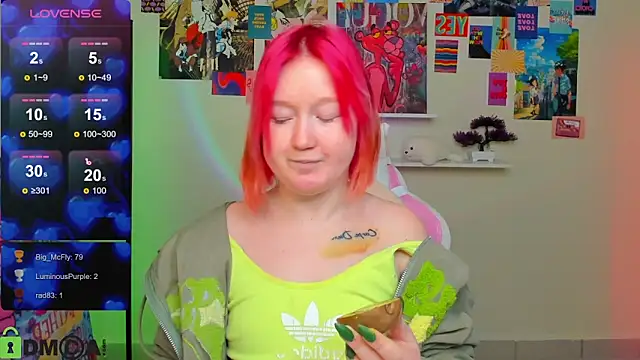 Snapshot of Sara_Robinson chatting on March 17, 2025, 6:07 am Sara Robinson online show from March 17, 2025, 6:07 am