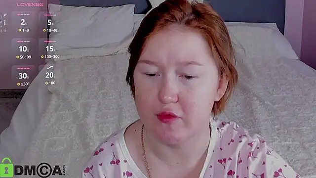 Snapshot of Sara_Robinson chatting on November 18, 2025, 3:01 am Sara Robinson online show from November 18, 2025, 3:01 am