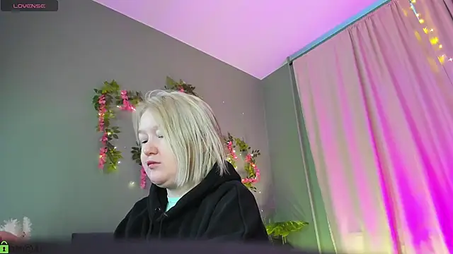 Sara Robinson online show from March 17, 2026, 3:00 am