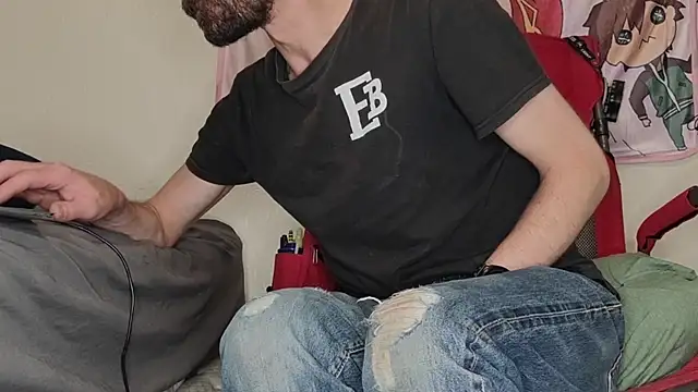 SlammyDjr online show from November 19, 2025, 11:43 am