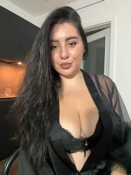 Snapshot of Evelyn___Sweet chatting on September 9, 2025, 8:30 pm Evelyn Sweet online show from September 9, 2025, 8:30 pm