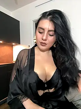 Snapshot of Evelyn___Sweet chatting on October 10, 2025, 8:41 pm Evelyn Sweet online show from October 10, 2025, 8:41 pm