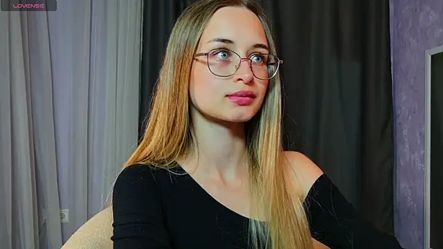 Tiffanyhunt online show from July 7, 2026, 3:16 pm