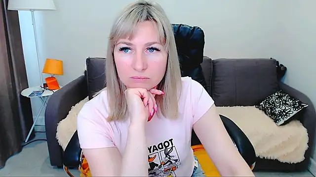 Incredible Ariela online show from June 14, 2026, 9:55 am
