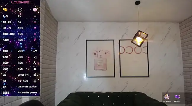 Snapshot of _Charlotte_v chatting on March 3, 2025, 5:39 pm Charlotte v online show from March 3, 2025, 5:39 pm