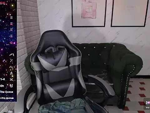 Snapshot of _Charlotte_v chatting on March 14, 2025, 5:02 pm Charlotte v online show from March 14, 2025, 5:02 pm