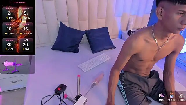 Snapshot of Nick_Collins18 chatting on February 15, 2025, 10:31 pm Nick Collins18 online show from February 15, 2025, 10:31 pm