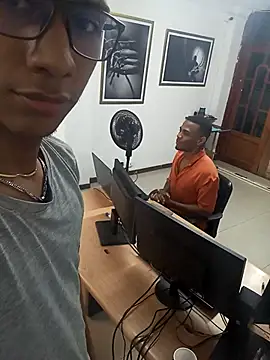 Snapshot of Nick_Collins18 chatting on February 23, 2025, 3:35 am Nick Collins18 online show from February 23, 2025, 3:35 am