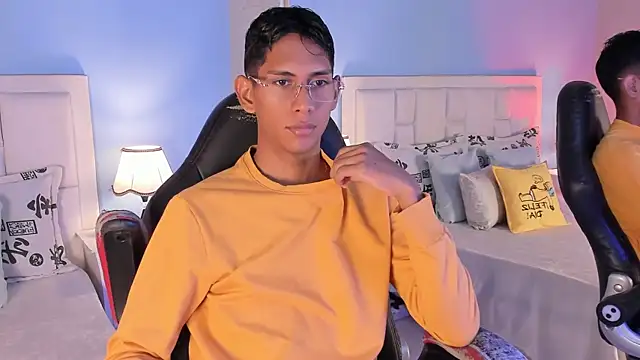 Snapshot of Nick_Collins18 chatting on October 13, 2025, 5:35 pm Nick Collins18 online show from October 13, 2025, 5:35 pm