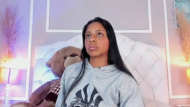 Snapshot of evelyn_evony chatting on December 24, 2024, 10:11 am evelyn evony online show from December 24, 2024, 10:11 am