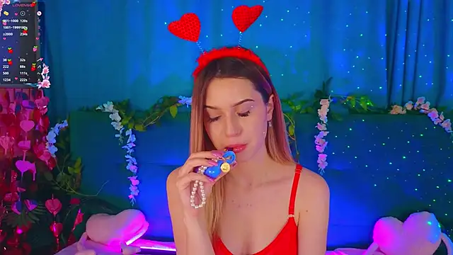 AlinaWalters online show from February 13, 2026, 8:38 pm