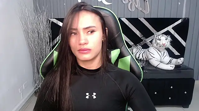 Snapshot of allison_a1 chatting on February 4, 2025, 3:33 am allison a1 online show from February 4, 2025, 3:33 am