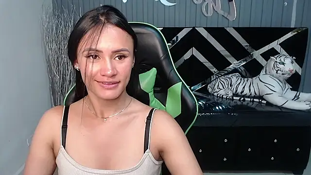 Snapshot of allison_a1 chatting on February 4, 2025, 6:36 am allison a1 online show from February 4, 2025, 6:36 am