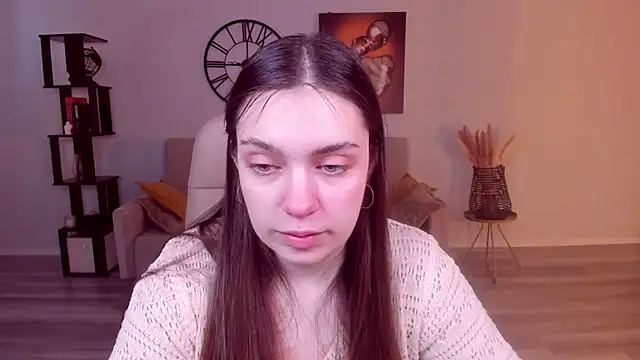 DaniellaLovely online show from March 10, 2026, 7:35 am