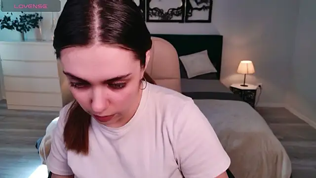 DaniellaLovely online show from March 11, 2026, 11:16 am