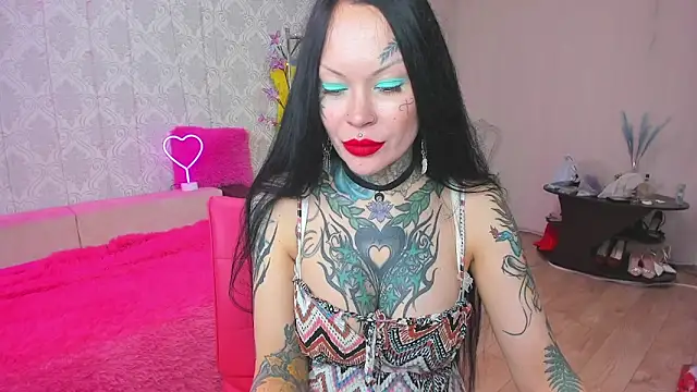 Snapshot of Megan_Black_Moon chatting on October 29, 2025, 10:17 am Megan Black Moon online show from October 29, 2025, 10:17 am