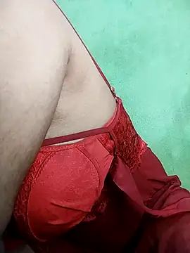 Snapshot of Queen-Amelia chatting on December 20, 2025, 10:11 am Queen-Amelia online show from December 20, 2025, 10:11 am