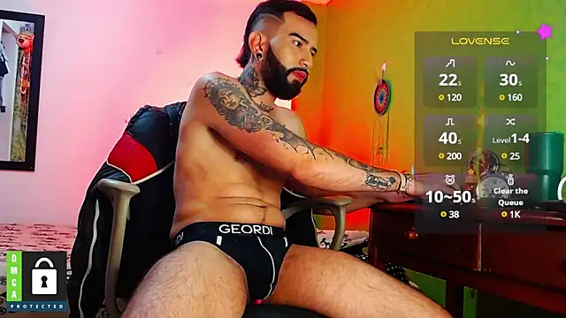 Diilanhott online show from February 11, 2025, 2:35 am