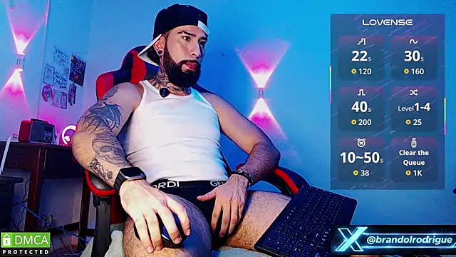 Diilanhott online show from May 2, 2026, 10:59 pm