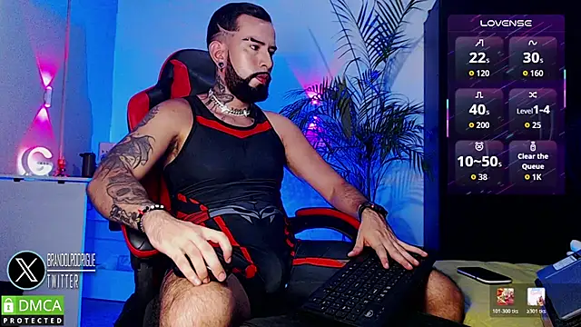 Diilanhott online show from July 25, 2026, 11:46 pm
