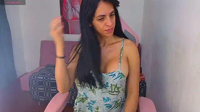 Snapshot of vittorialombardi__ chatting on July 24, 2026, 9:18 am vittorialombardi online show from July 24, 2026, 9:18 am